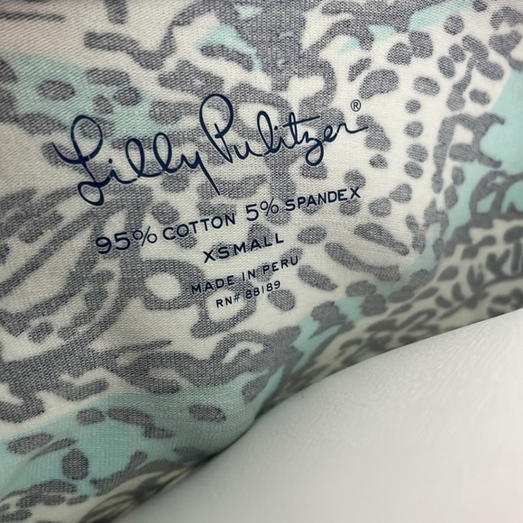 Lilly Pulitzer V-neck Michele Shorely Hippy Shake Print Top - Picture 8 of 10